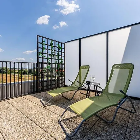 Brand New Luxury With Amazing View *