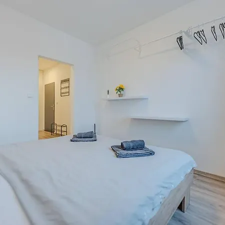 Brand New Luxury With Amazing View Apartment Dasice