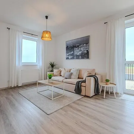 Brand New Luxury With Amazing View Apartment