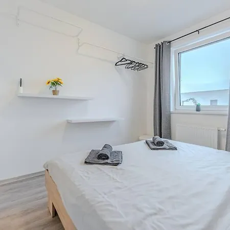 Brand New Luxury With Amazing View Apartment Dasice