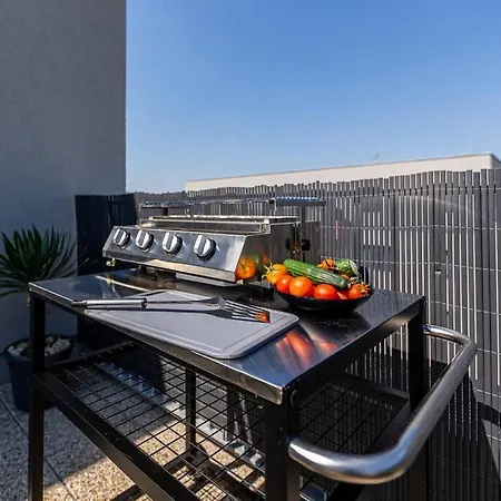 Brand New Luxury With Amazing View Apartment