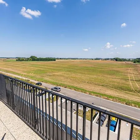 Brand New Luxury With Amazing View Apartment Dasice